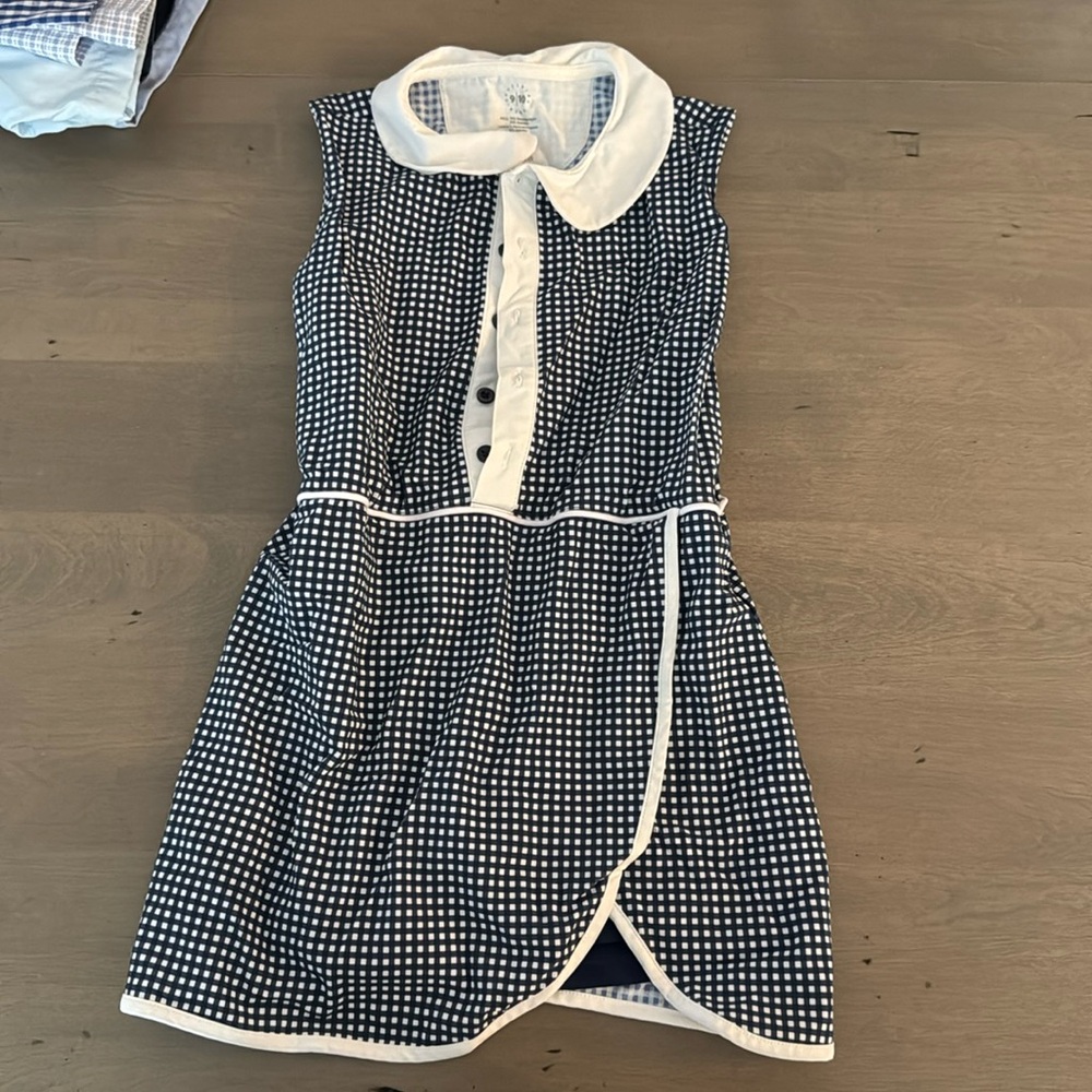 Courtside Kids Tennis Dress size 9/10 runs very small more like size 7/8